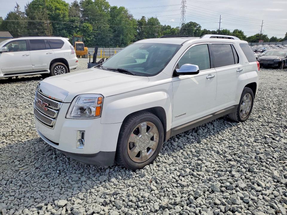 GMC TERRAIN 2013 with VIN 2GKFLWE38D6311717 - Photo from auction