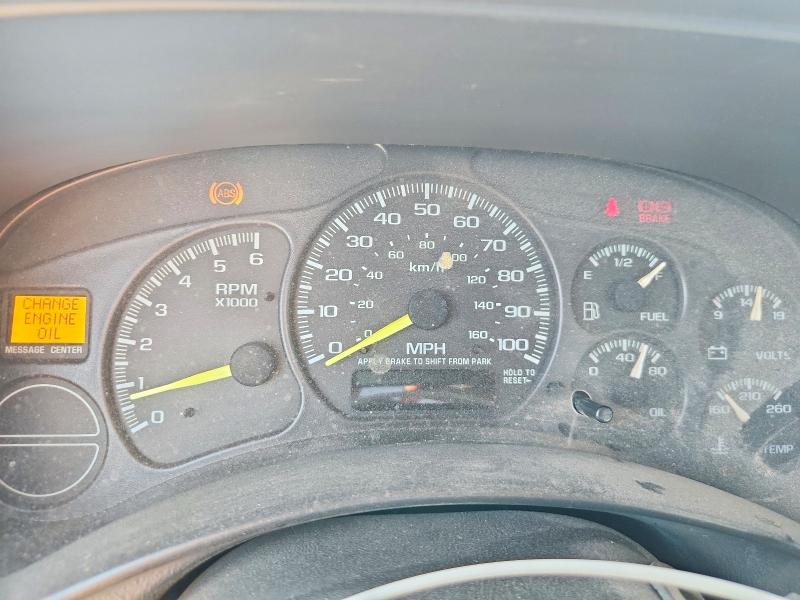 Photo 9 from auction – 2000 CHEVROLET SILVERADO with VIN 1GCEC14W8YE202052