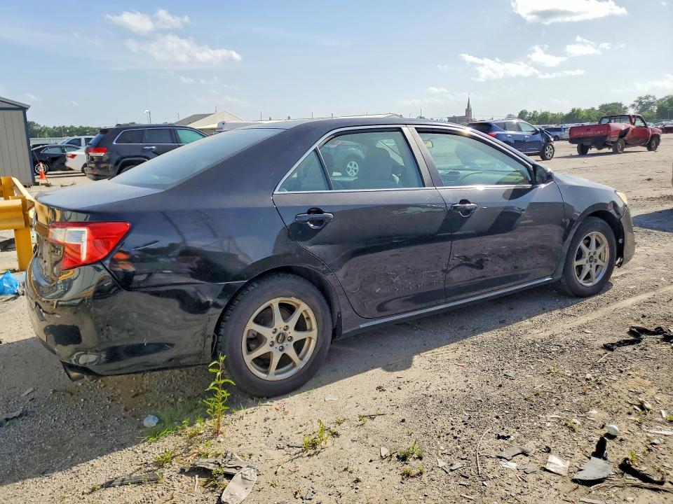 Photo 3 from auction – 2012 TOYOTA CAMRY with VIN 4T1BF1FKXCU104252