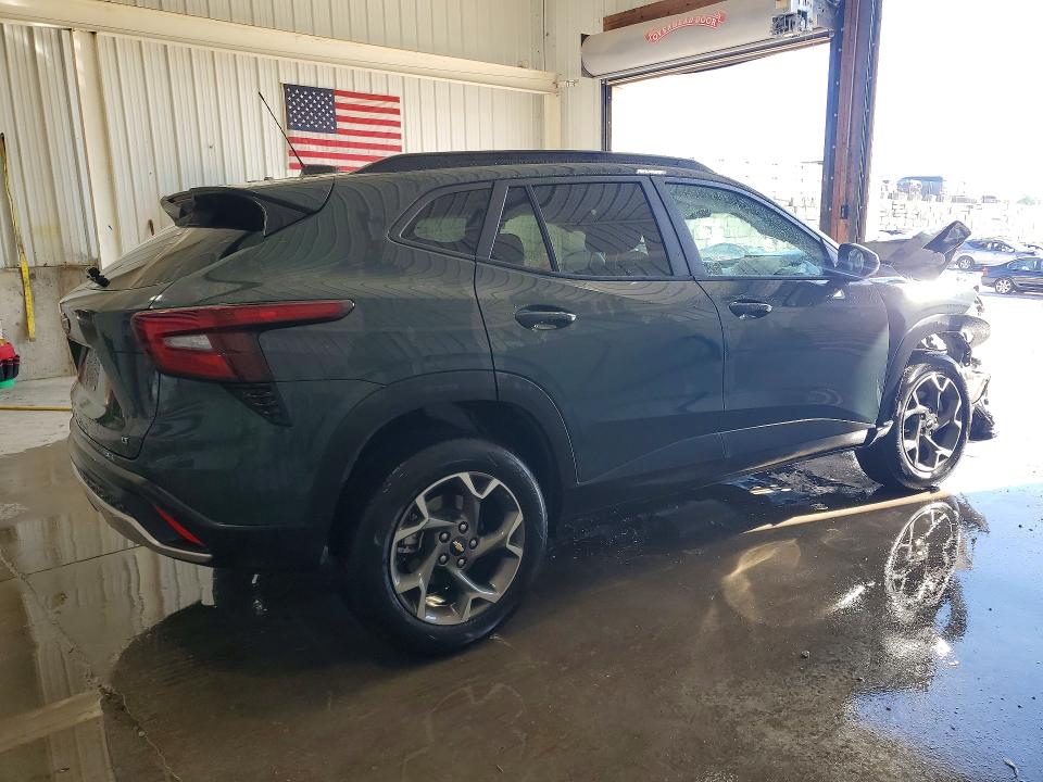 Photo 3 from auction – 2026 CHEVROLET TRAX with VIN KL77LHEP0TC078143