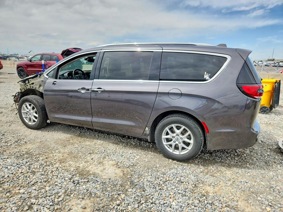 Photo 2 from auction – 2021 CHRYSLER PACIFICA with VIN 2C4RC1BG7MR601187