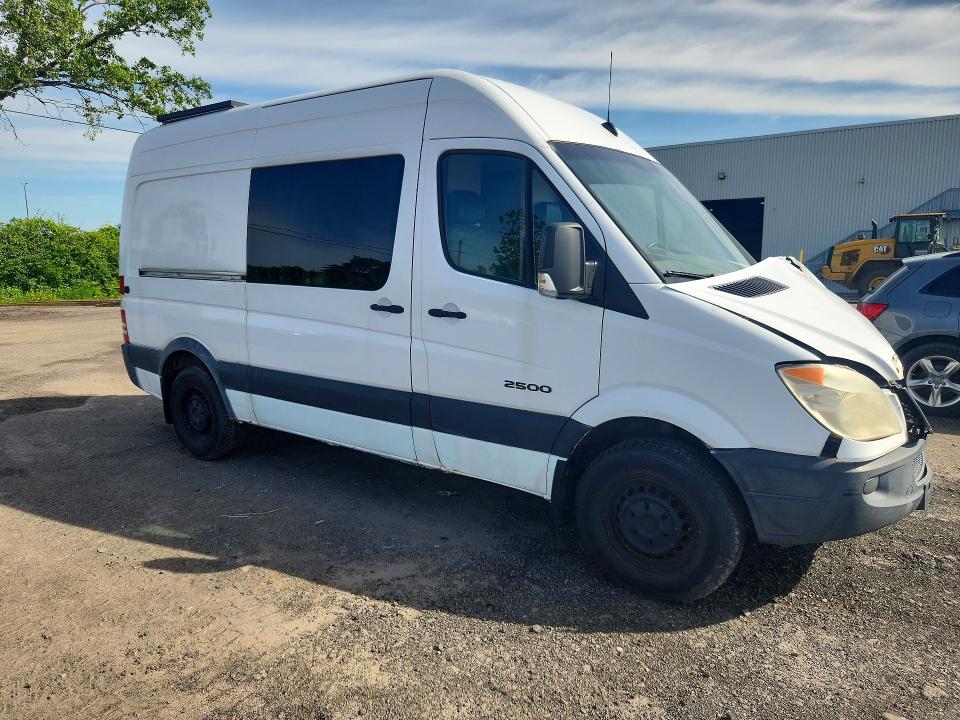 Photo 4 from auction – 2007 DODGE SPRINTER with VIN WD0PE745375154706