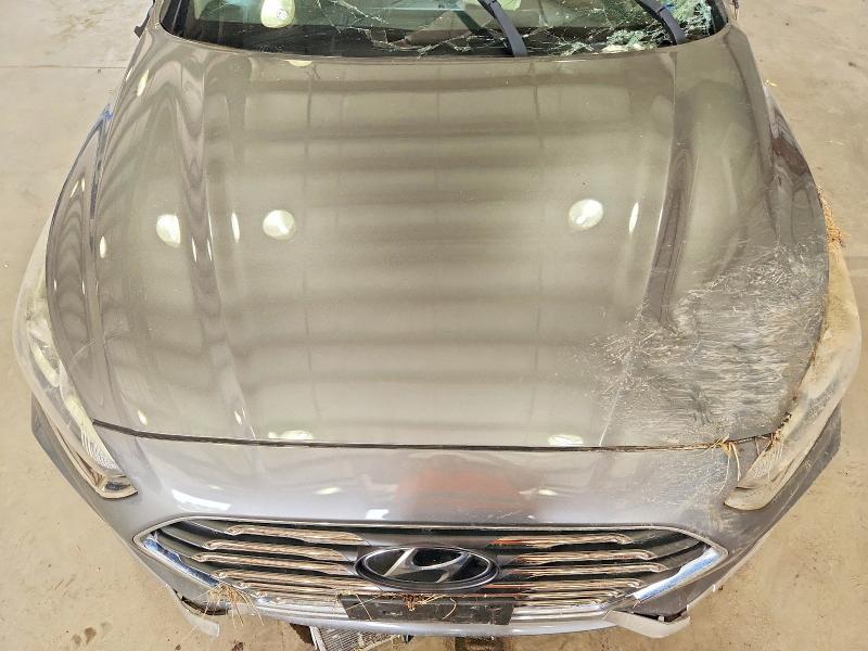 Photo 11 from auction – 2018 HYUNDAI SONATA with VIN 5NPE24AF3JH687571