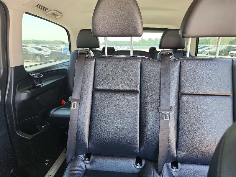 Photo 10 from auction – 2016 MERCEDES-BENZ METRIS with VIN WD4PG2EE7G3130852
