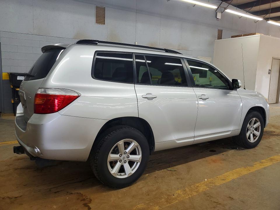 Photo 3 from auction – 2009 TOYOTA HIGHLANDER with VIN JTEDS41A492081706
