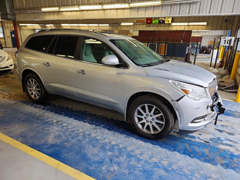 Photo 4 from auction – 2017 BUICK ENCLAVE with VIN 5GAKRBKD6HJ266253