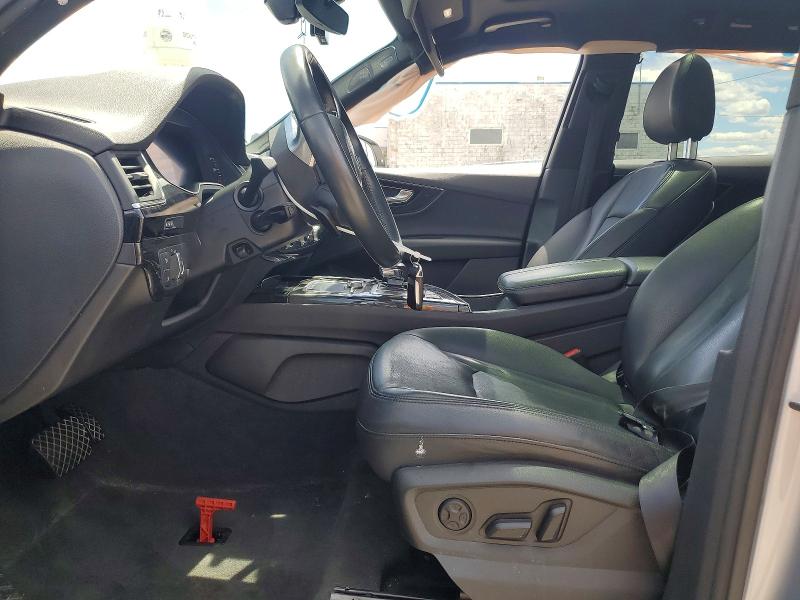 Photo 7 from auction – 2019 AUDI Q7 with VIN WA1LAAF74KD040155