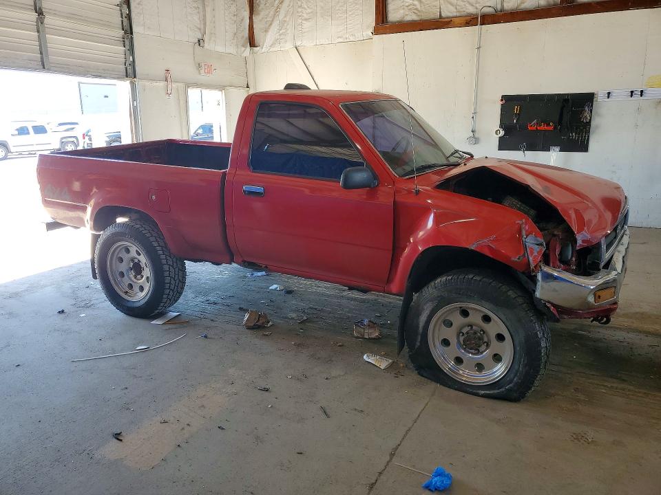 Photo 4 from auction – 1994 TOYOTA PICKUP with VIN 4TARN01P7RZ212581