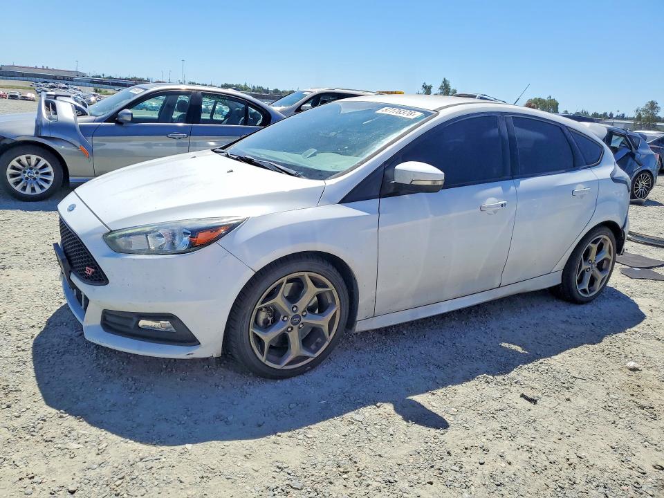 2017 FORD FOCUS - Търг №57176376