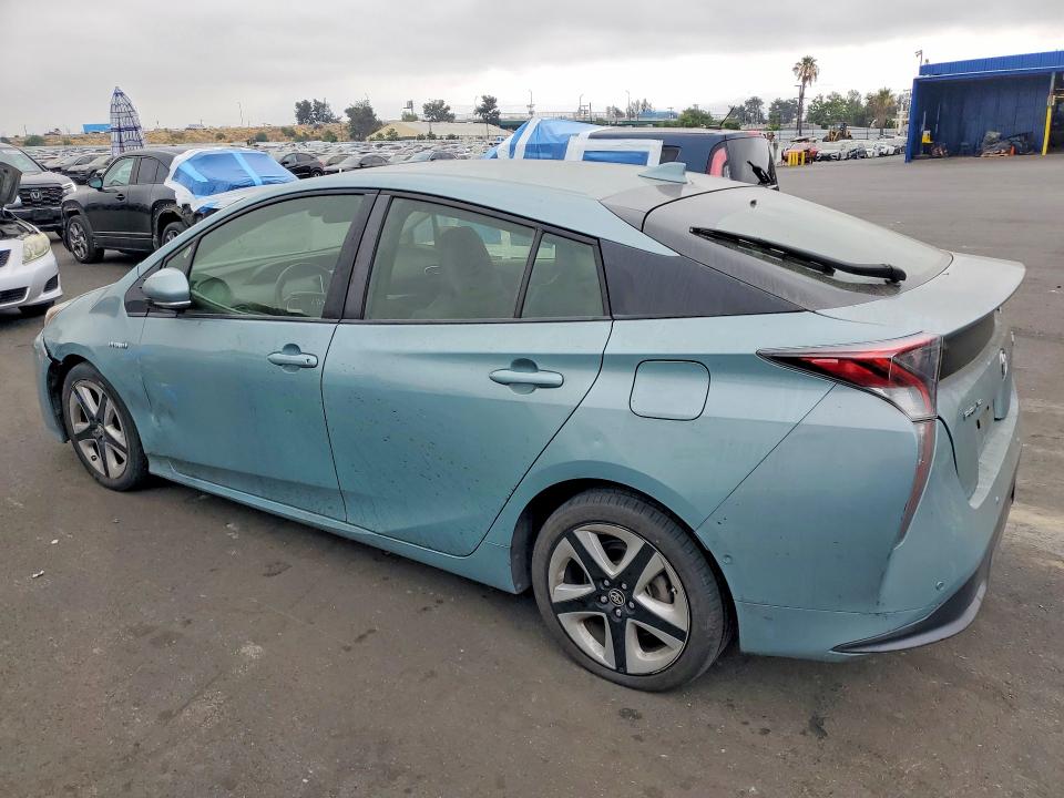 Photo 2 from auction – 2017 TOYOTA PRIUS with VIN JTDKARFU6H3046446