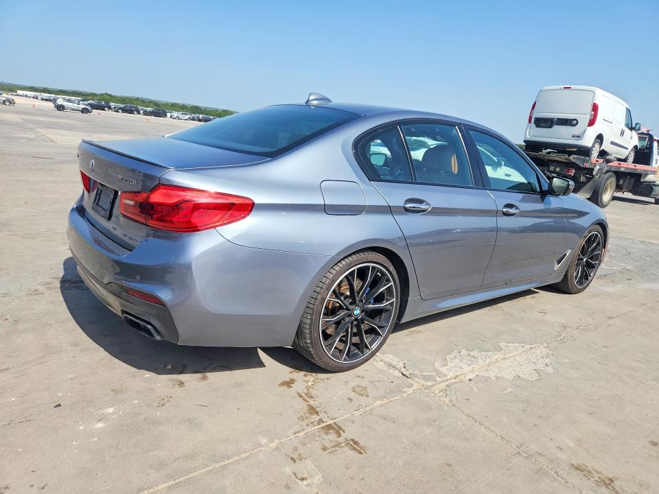 Photo 3 from auction – 2018 BMW M550XI with VIN WBAJB9C5XJB035786
