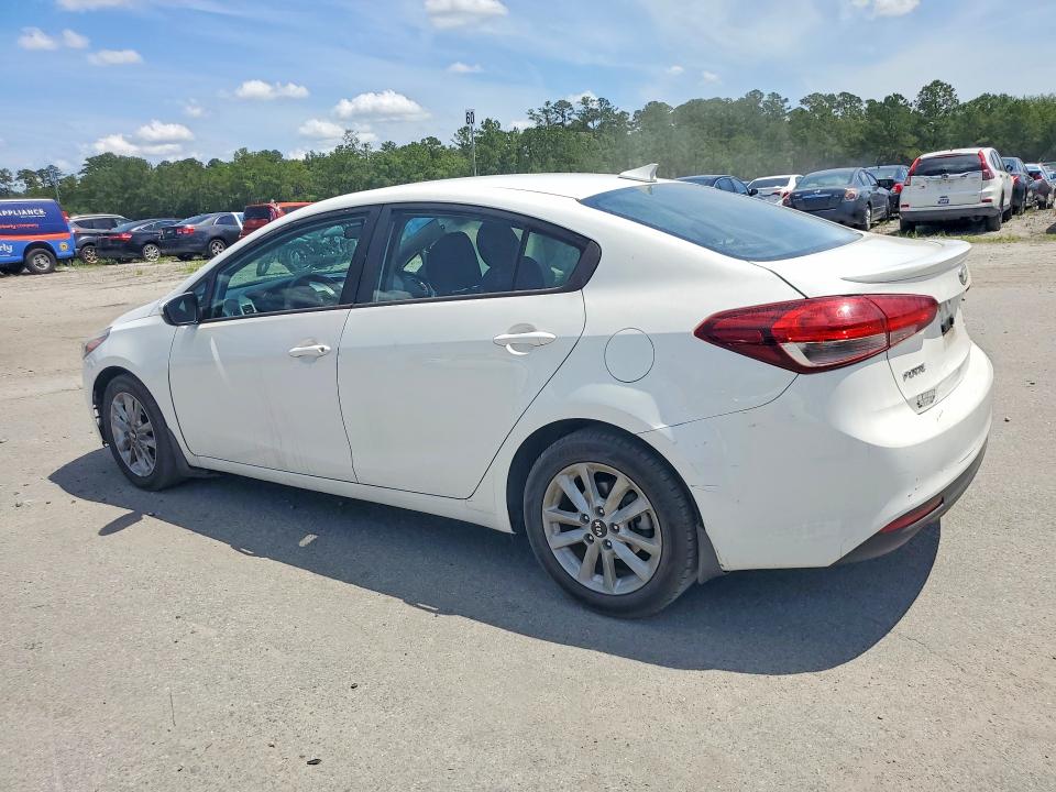 Photo 2 from auction – 2017 KIA FORTE with VIN 3KPFL4A78HE032816