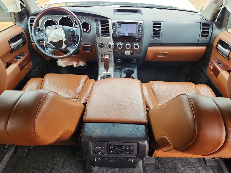 Photo 8 from auction – 2013 TOYOTA SEQUOIA with VIN 5TDDW5G19DS088657