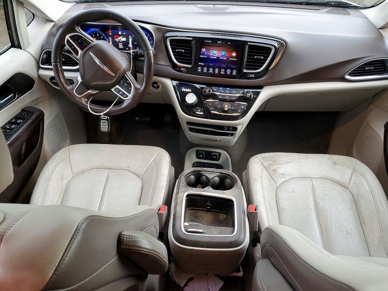 Photo 8 from auction – 2017 CHRYSLER PACIFICA with VIN 2C4RC1EG7HR768926
