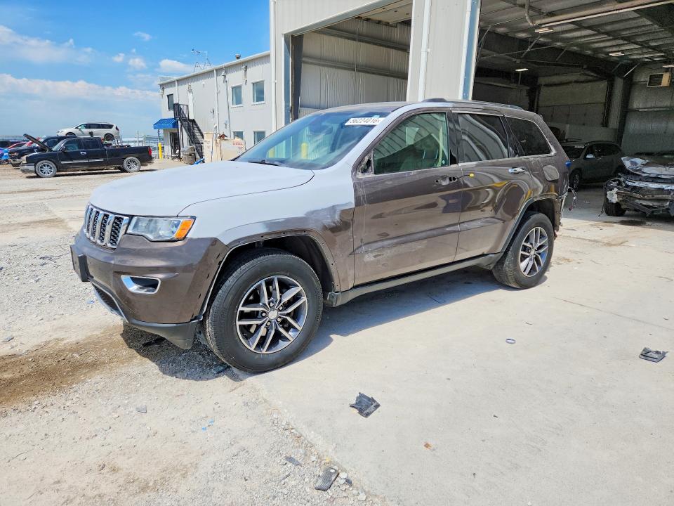 JEEP GRAND CHEROKEE 2018 with VIN 1C4RJFBG1JC136249 - Photo from auction
