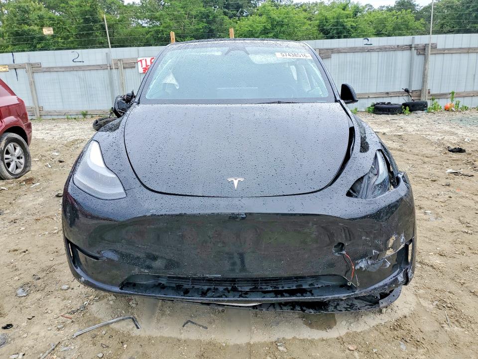 Zdjęcie 5 z aukcji – 2024 TESLA MODEL Y z VIN 7SAYGDEE0RA214771