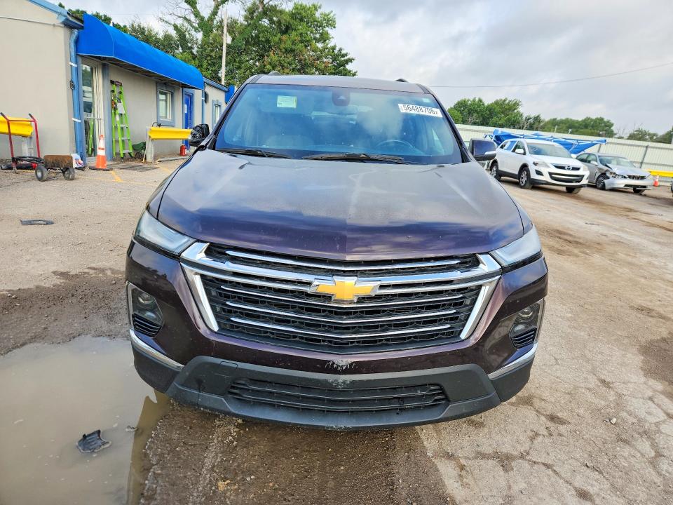Photo 5 from auction – 2022 CHEVROLET TRAVERSE with VIN 1GNERGKW4NJ153897
