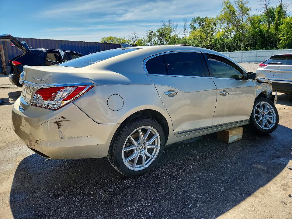 Photo 3 from auction – 2015 BUICK LACROSSE with VIN 1G4GD5G39FF147726