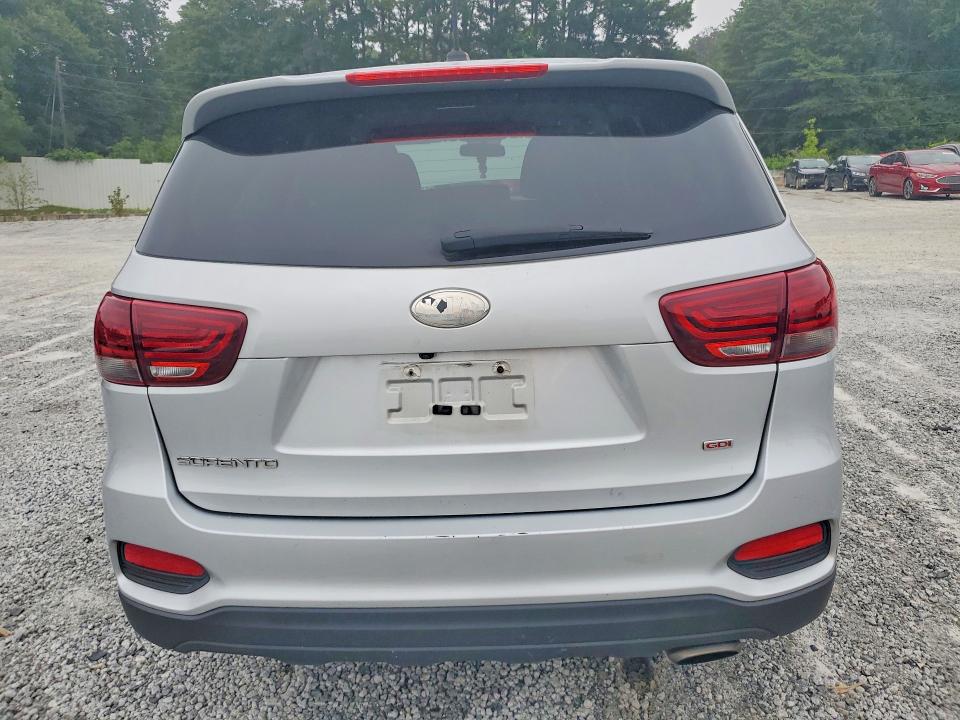 Фото 6 с аукциона – 2019 KIA SORENTO с VIN 5XYPG4A3XKG573947
