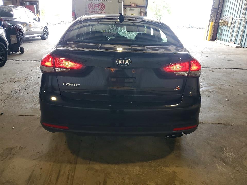 Photo 6 from auction – 2018 KIA FORTE with VIN 3KPFL4A70JE245510