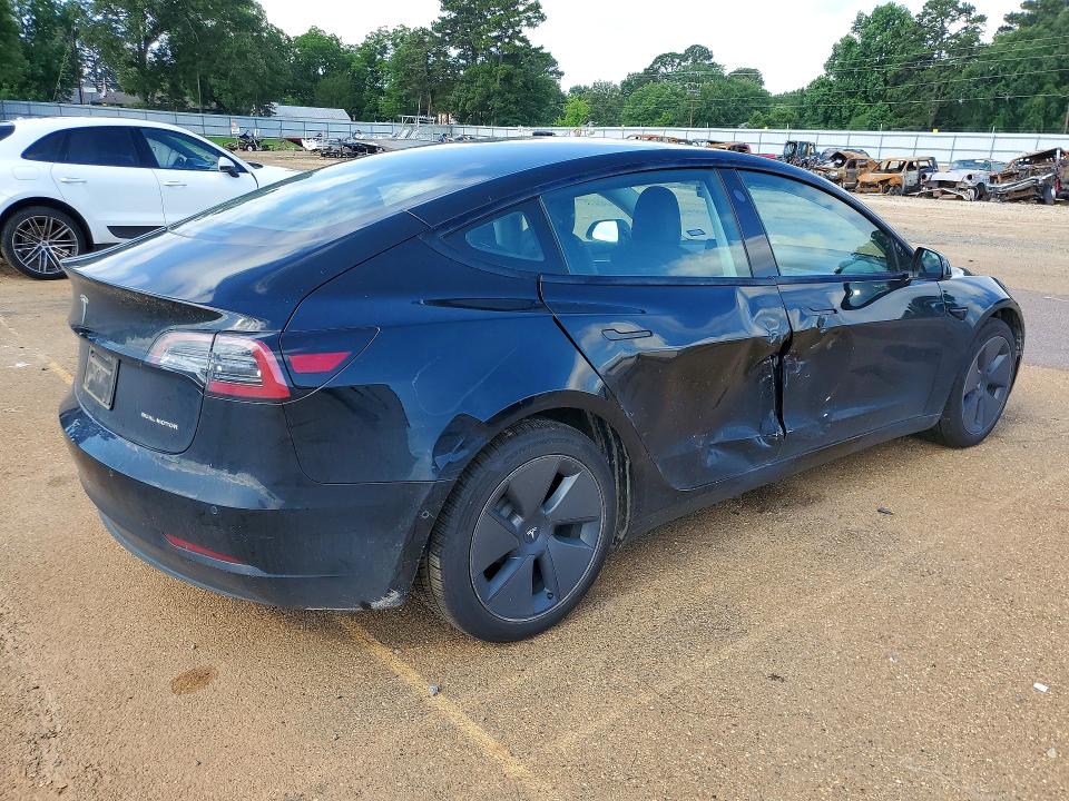 Photo 3 from auction – 2022 TESLA MODEL 3 with VIN 5YJ3E1EB1NF255778