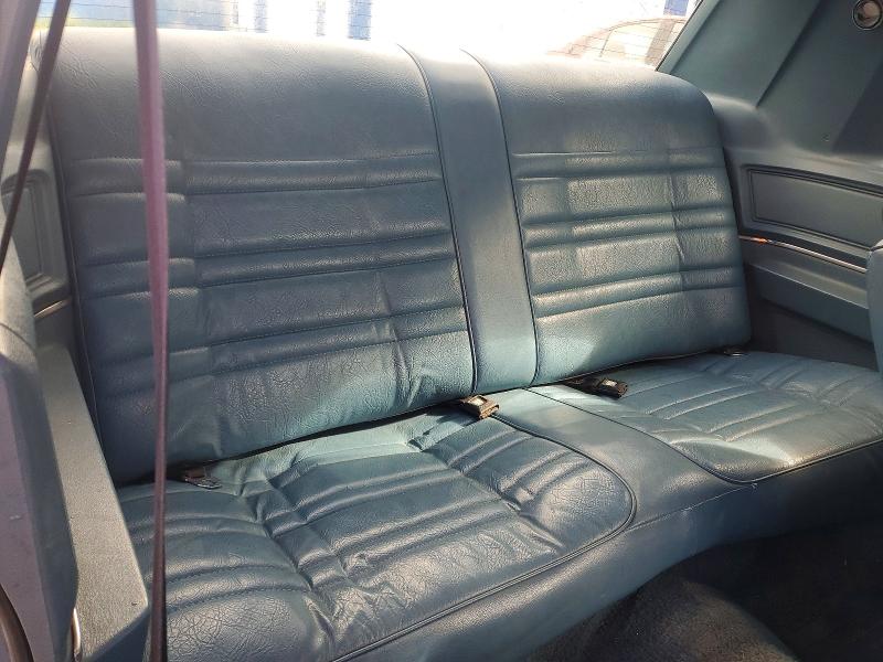 Photo 10 from auction – 1980 FORD THUNDERBIRD with VIN 0H87F130015