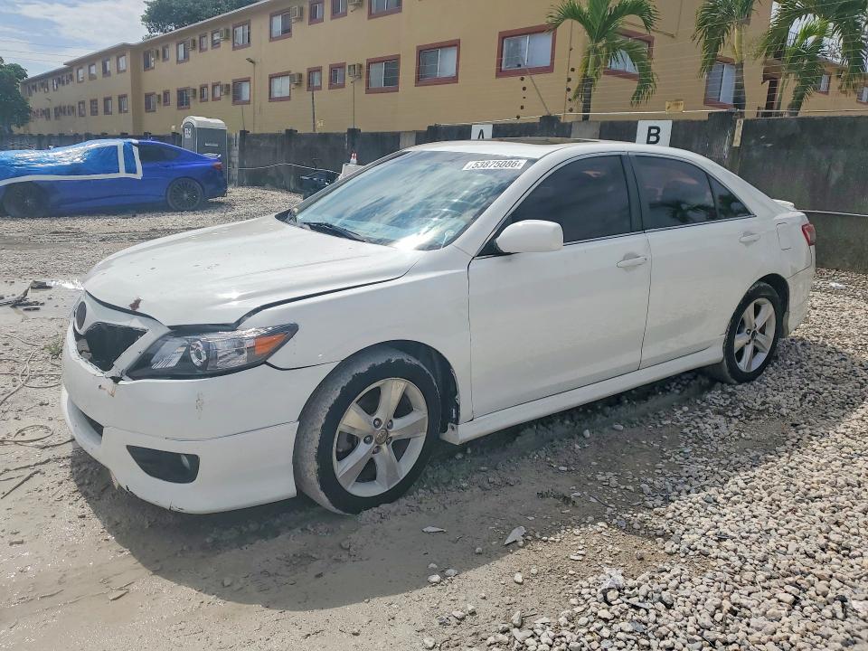 TOYOTA CAMRY 2011 with VIN 4T1BF3EK2BU583035 - Photo from auction