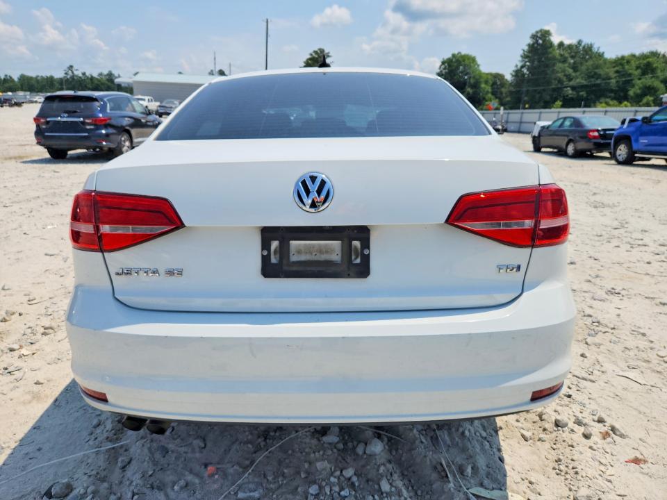 صورة رقم 6 من المزاد - 2015 VOLKSWAGEN JETTA مع VIN 3VWLA7AJ9FM243870