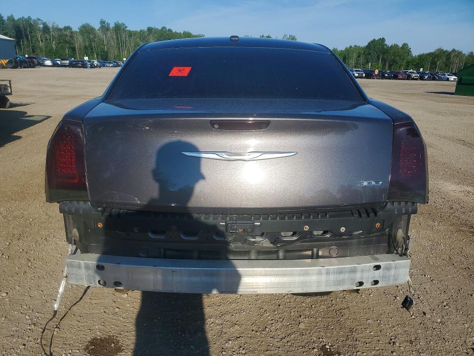 Photo 6 from auction – 2015 CHRYSLER 300 with VIN 2C3CCAAG2FH815489