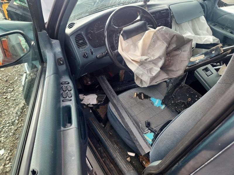 Photo 8 from auction – 1995 FORD EXPLORER with VIN 1FMDU34XXSUB92002