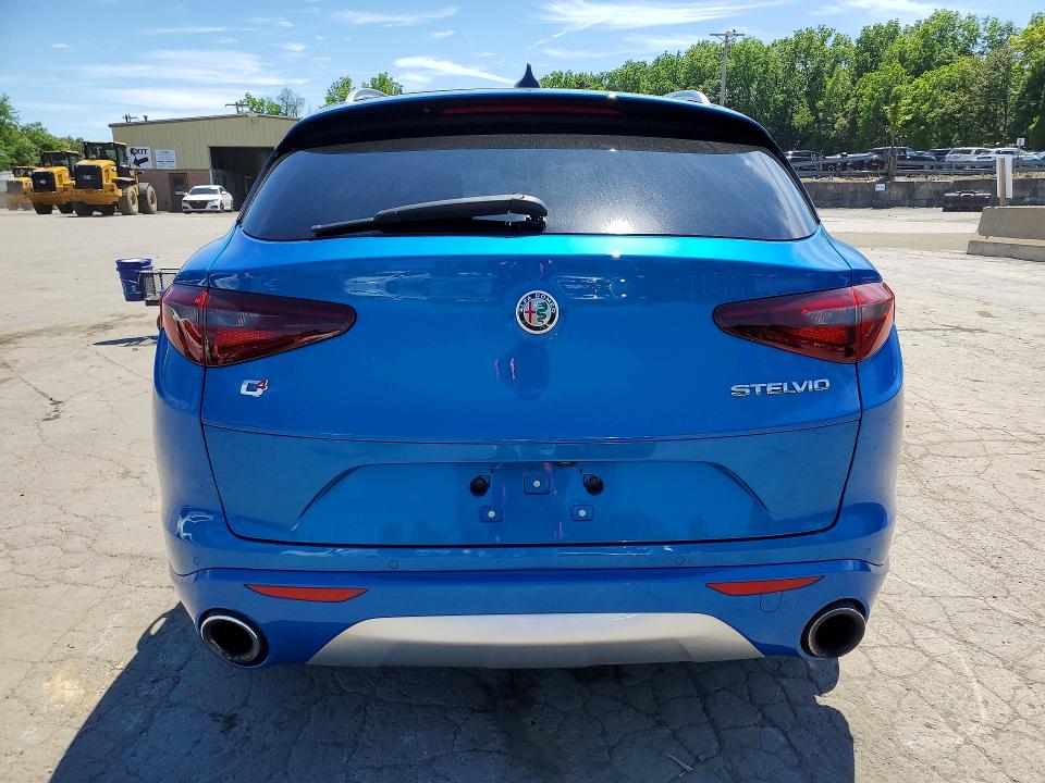 Photo 6 from auction – 2021 ALFA ROMEO STELVIO with VIN ZASPAKBN4M7C99464
