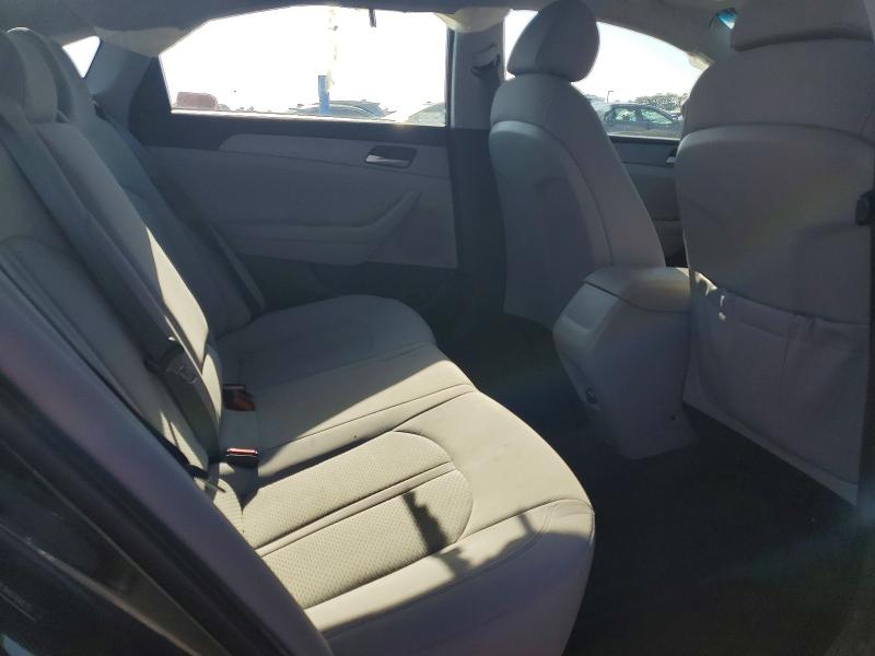 Photo 10 from auction – 2019 HYUNDAI SONATA with VIN 5NPE24AF2KH769275