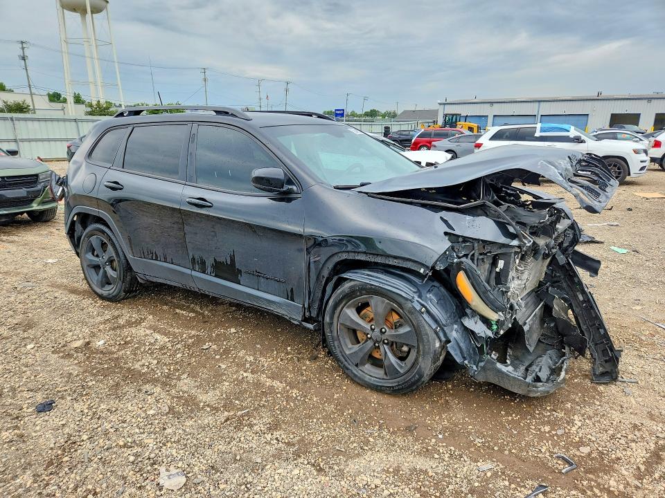 صورة رقم 4 من المزاد - 2017 JEEP CHEROKEE مع VIN 1C4PJMDS2HW609422
