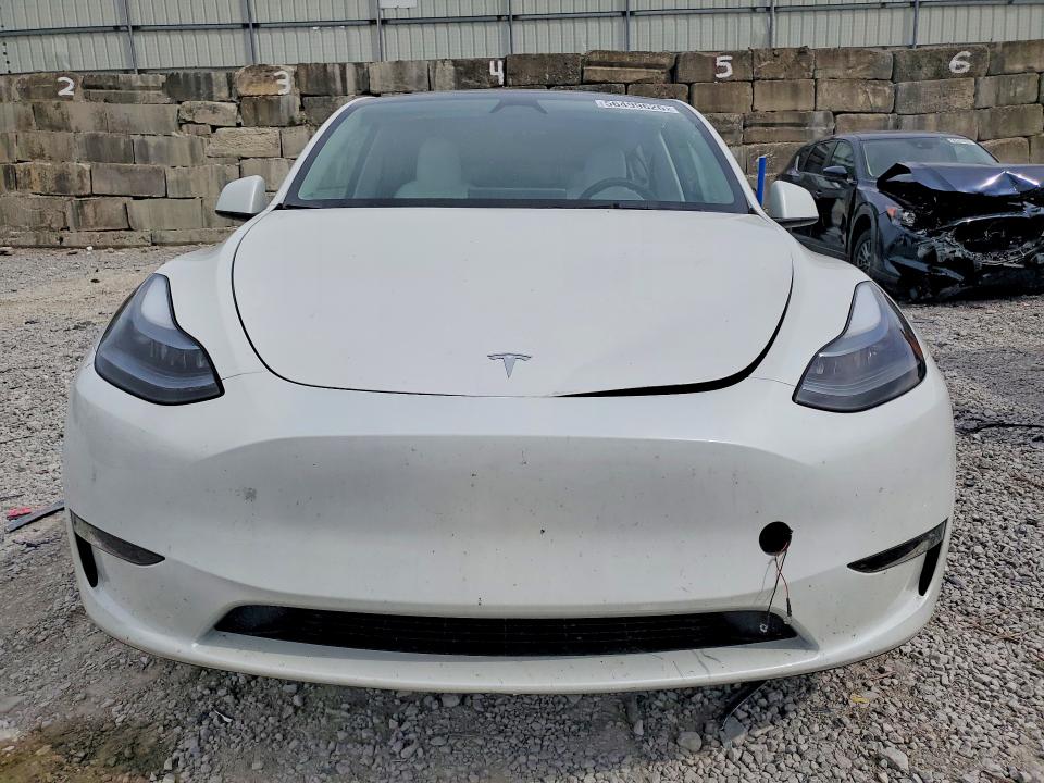Photo 5 from auction – 2024 TESLA MODEL Y with VIN 7SAYGDEE1RF209324
