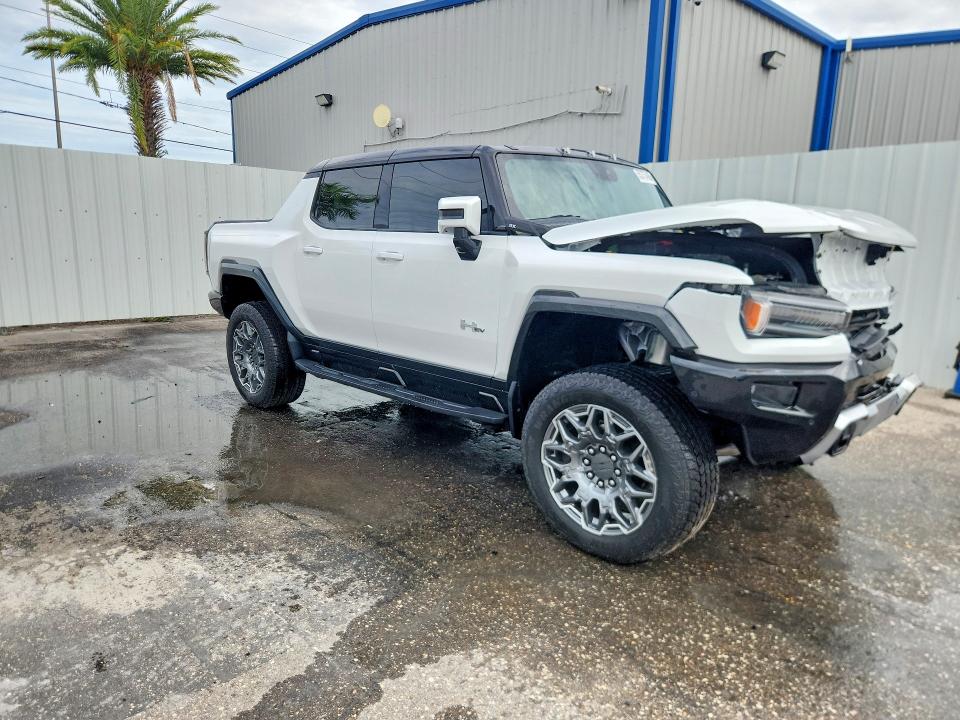 Photo 4 from auction – 2025 GMC HUMMER PICKUP with VIN 1GT40DDA7SU102063