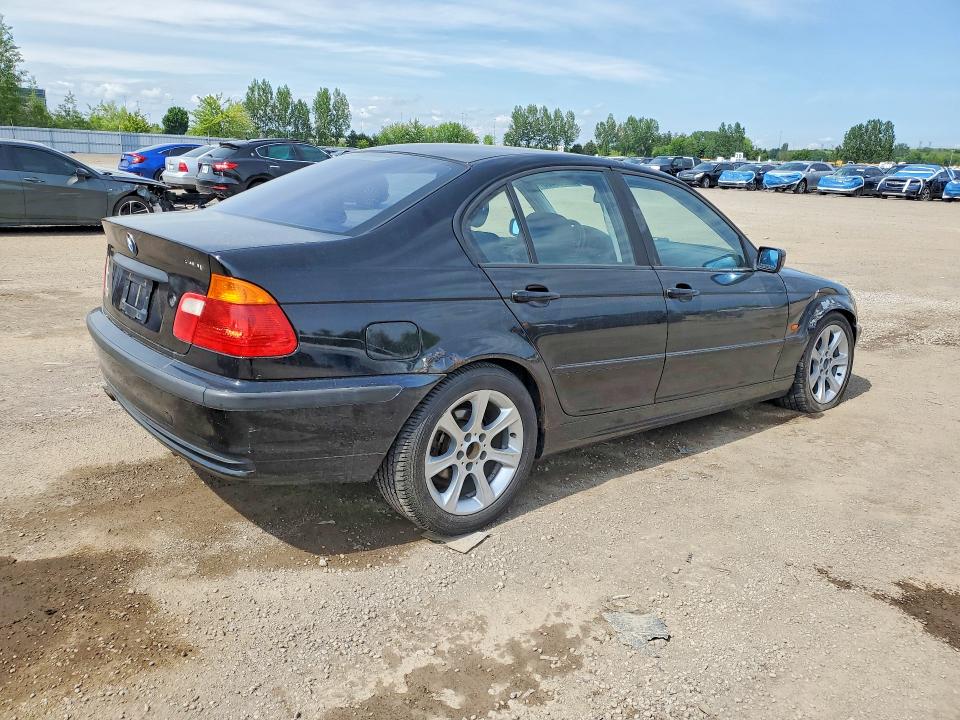 Photo 3 from auction – 2001 BMW 320 with VIN WBAAV13401FT45423