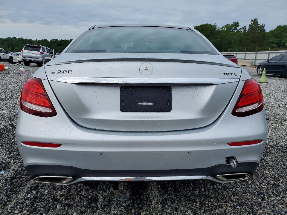 Photo 6 from auction – 2017 MERCEDES-BENZ E with VIN WDDZF4KBXHA050024