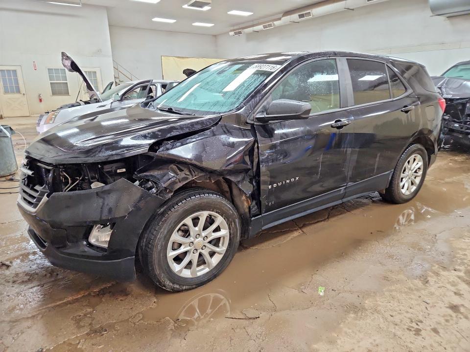 CHEVROLET EQUINOX 2020 with VIN 2GNAXSEV7L6196649 - Photo from auction