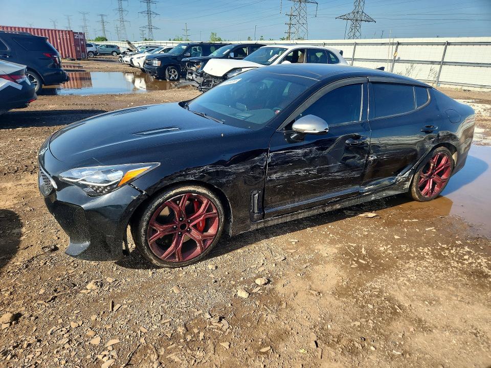 2019 KIA STINGER