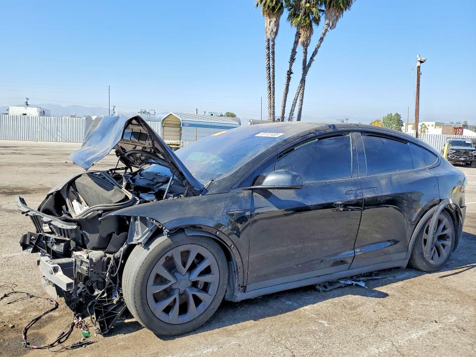 Photo 1 from auction – 2022 TESLA MODEL X with VIN 7SAXCBE59NF328860