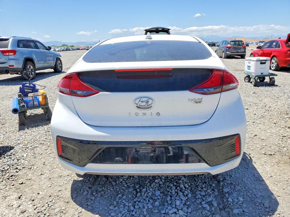 Photo 6 from auction – 2017 HYUNDAI IONIQ with VIN KMHC65LC2HU026839