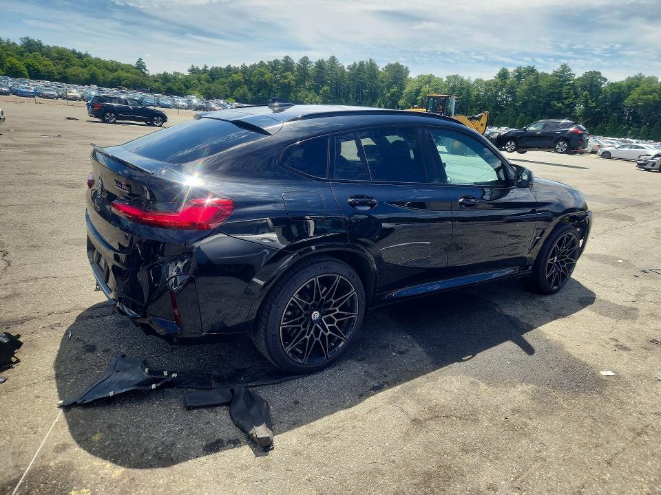 Photo 3 from auction – 2023 BMW X4 with VIN 5YM23EC07P9R43752