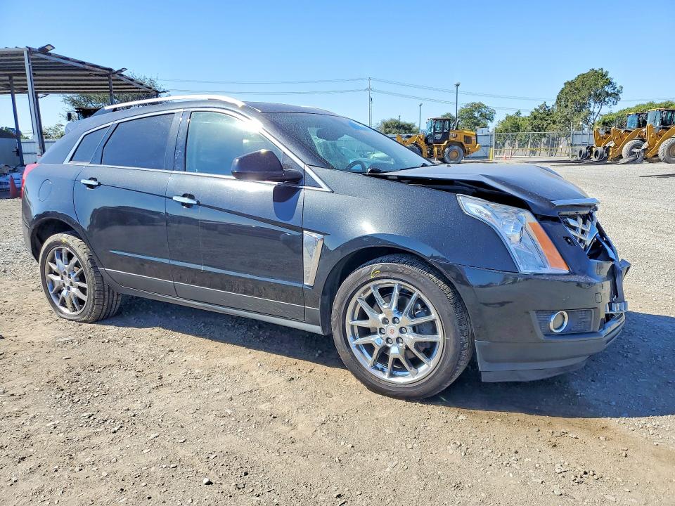 Photo 4 from auction – 2013 CADILLAC SRX with VIN 3GYFNDE3XDS573213