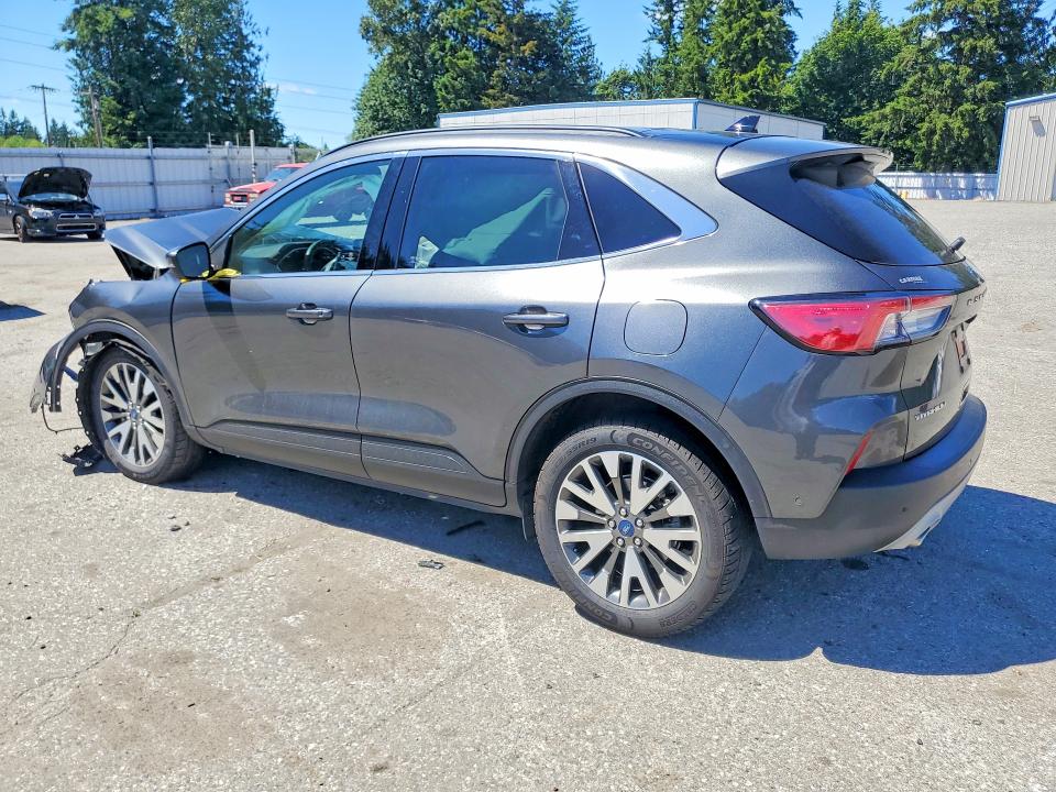 Photo 2 from auction – 2020 FORD ESCAPE with VIN 1FMCU0DZ2LUA57383