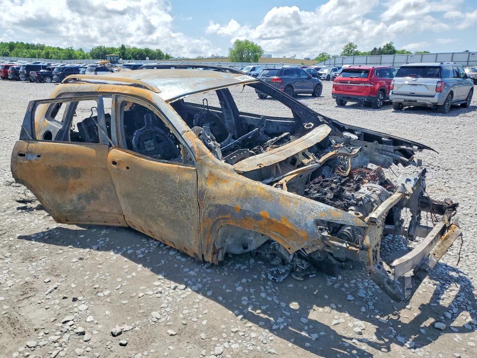Photo 4 from auction – 2019 JEEP CHEROKEE with VIN 1C4PJMDN4KD194374
