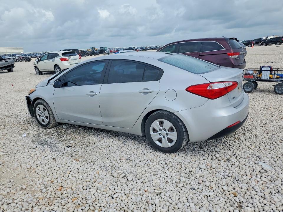 Photo 2 from auction – 2016 KIA FORTE with VIN KNAFK4A67G5466209