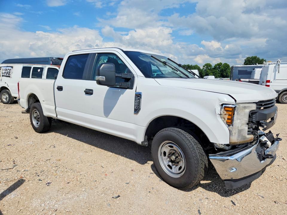 Photo 4 from auction – 2018 FORD F350 with VIN 1FT7W2A61JEC41744