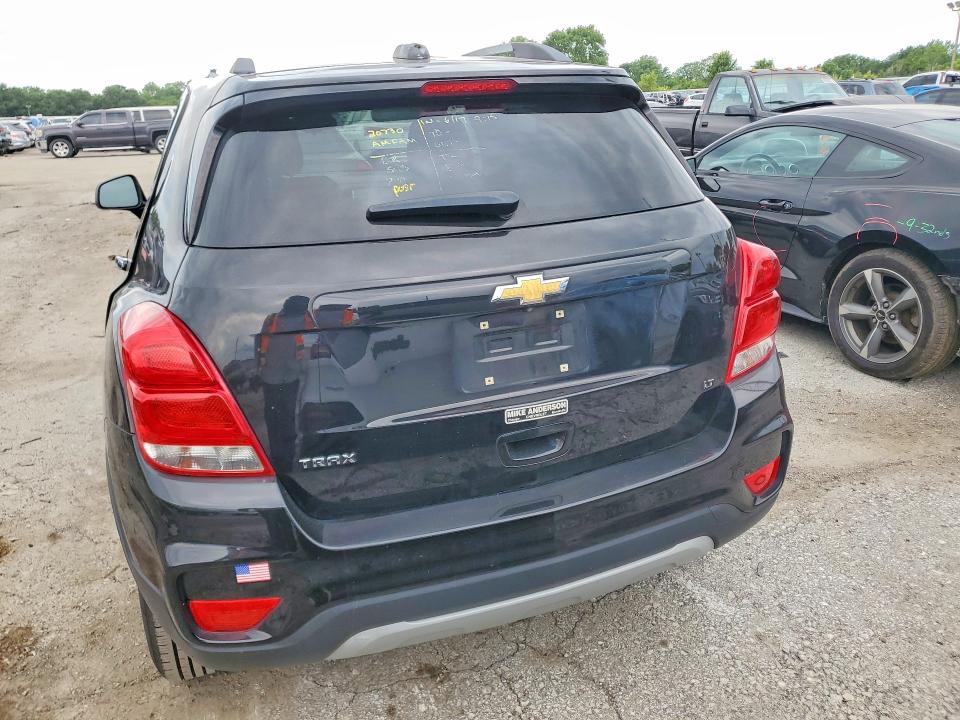 Photo 6 from auction – 2020 CHEVROLET TRAX with VIN KL7CJLSB2LB009878