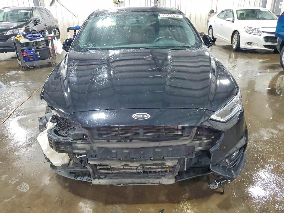 Photo 5 from auction – 2018 FORD FUSION with VIN 3FA6P0VP0JR107696