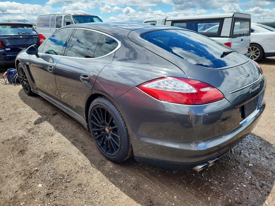 Photo 2 from auction – 2013 PORSCHE PANAMERA with VIN WP0AD2A7XDL045256